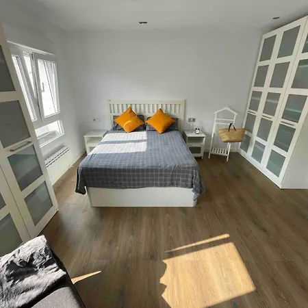 Апартаменти Apartamentu Na Playa En Xixon Cerca Del Centru *