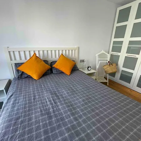 Апартаменти Apartamentu Na Playa En Xixon Cerca Del Centru *